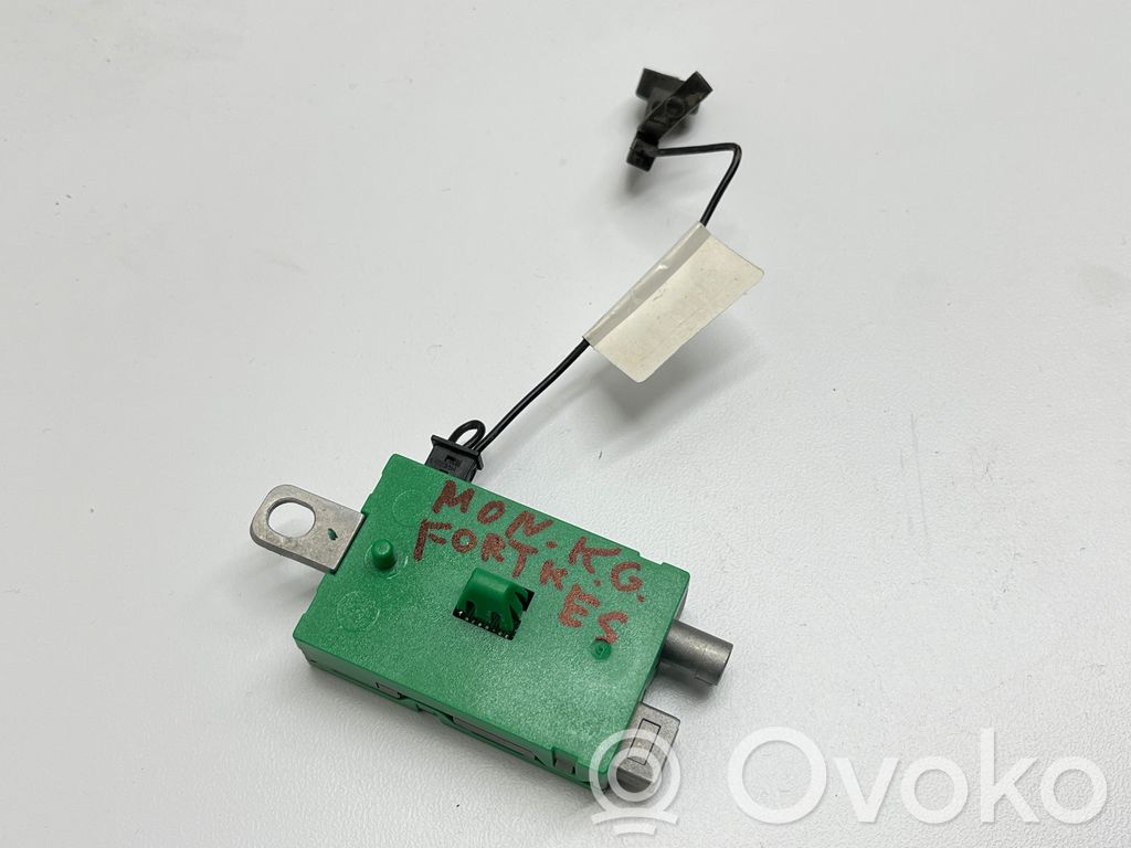 Ford Mondeo MK V Antenos stiprintuvas 