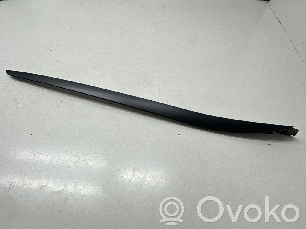 KIA Optima Windshield trim 