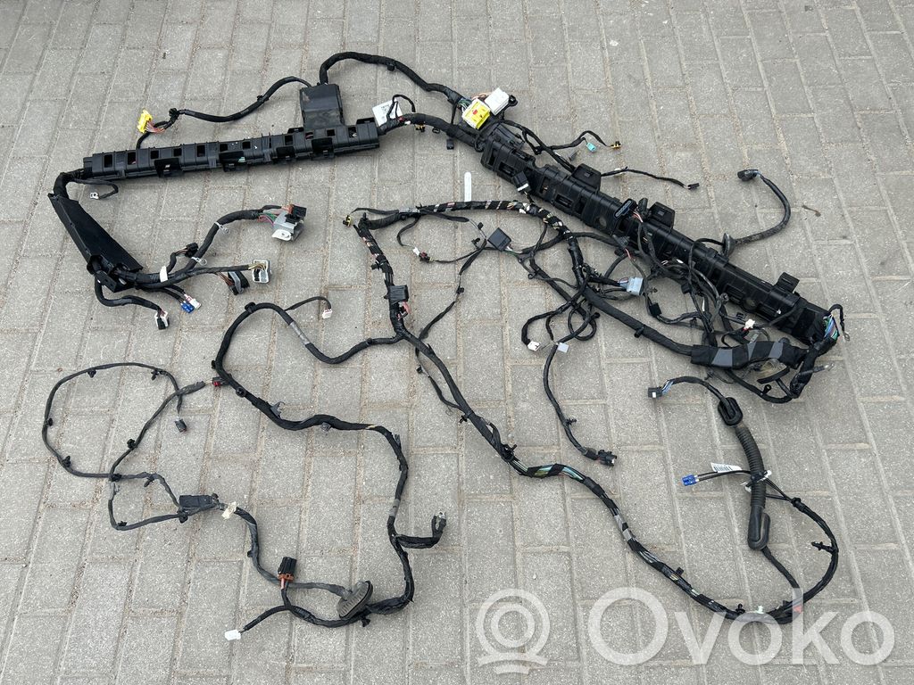 Dashboard wiring loom   33293319,Z33728368,T86150392A2299,2805AB,33298083,35528368