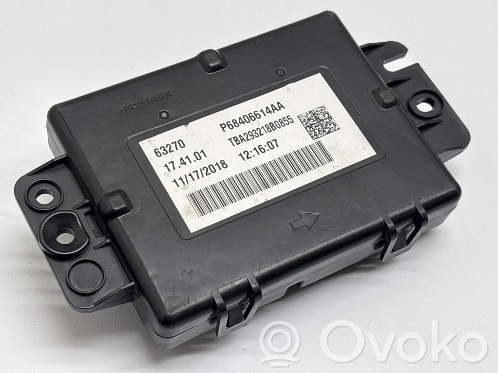 Chrysler Pacifica Air conditioning/heating control unit 