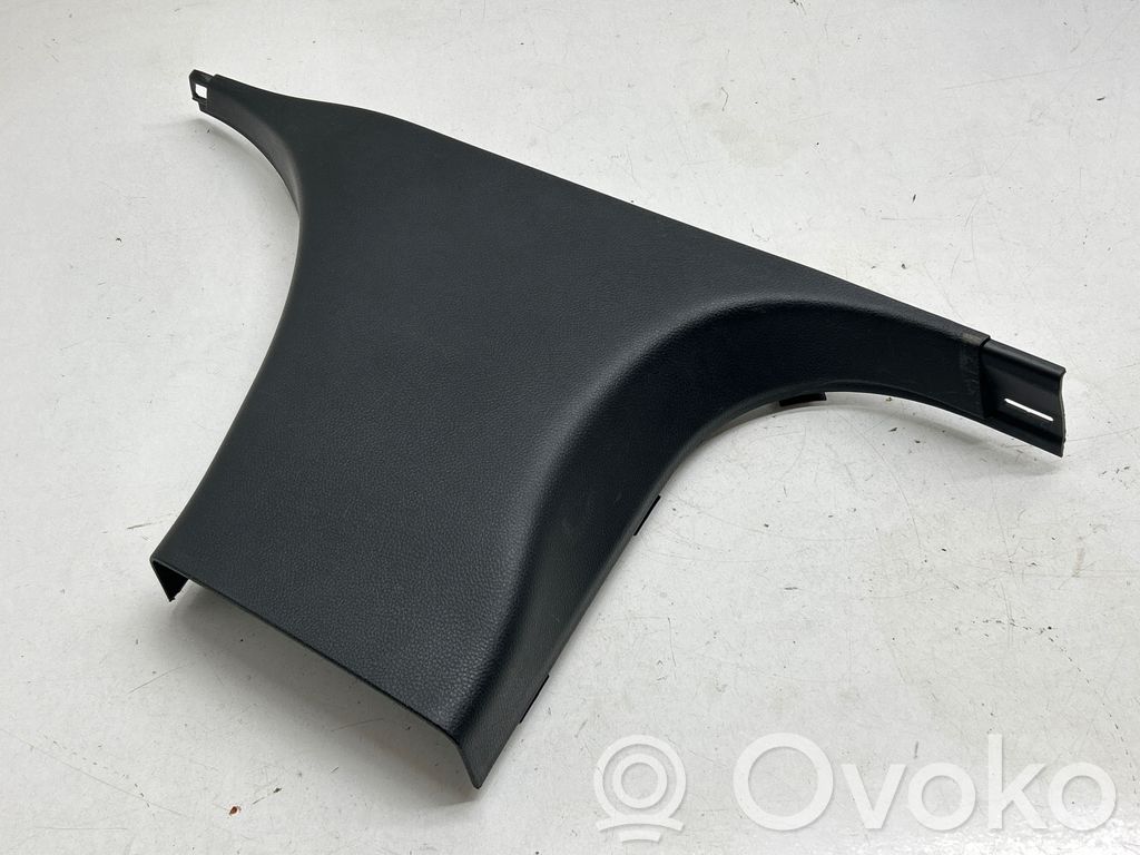 Dodge Durango III (B) pillar trim (bottom) 