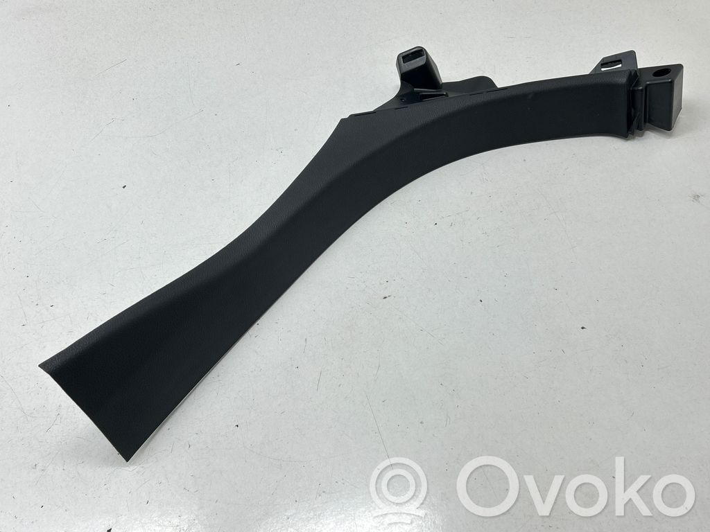 Dodge Durango III (D)pillar trim (top) 