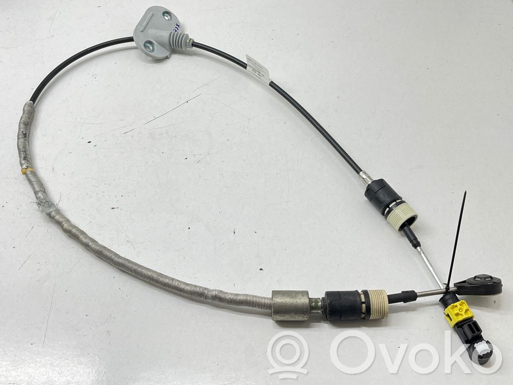 Volvo XC60 Gear shift cable linkage 