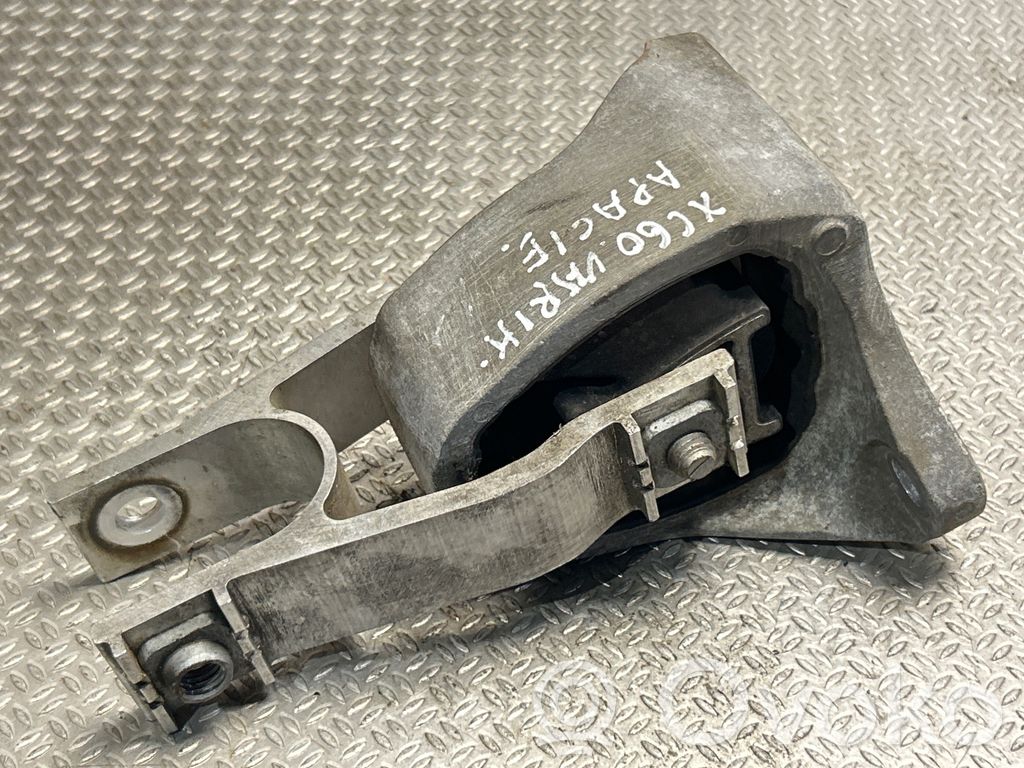 Volvo XC60 Engine mount bracket 