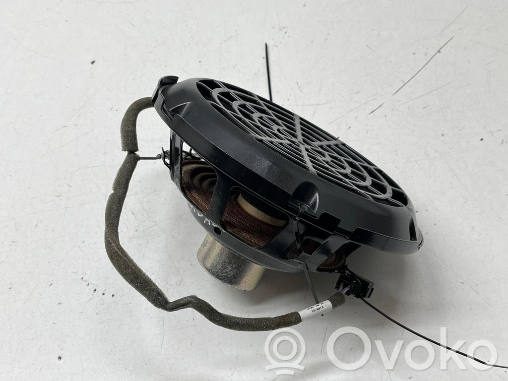 Porsche Cayenne (92A) Głośnik niskotonowy 