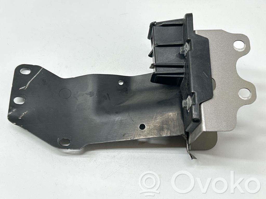 Volvo XC60 Suport montare bară față 