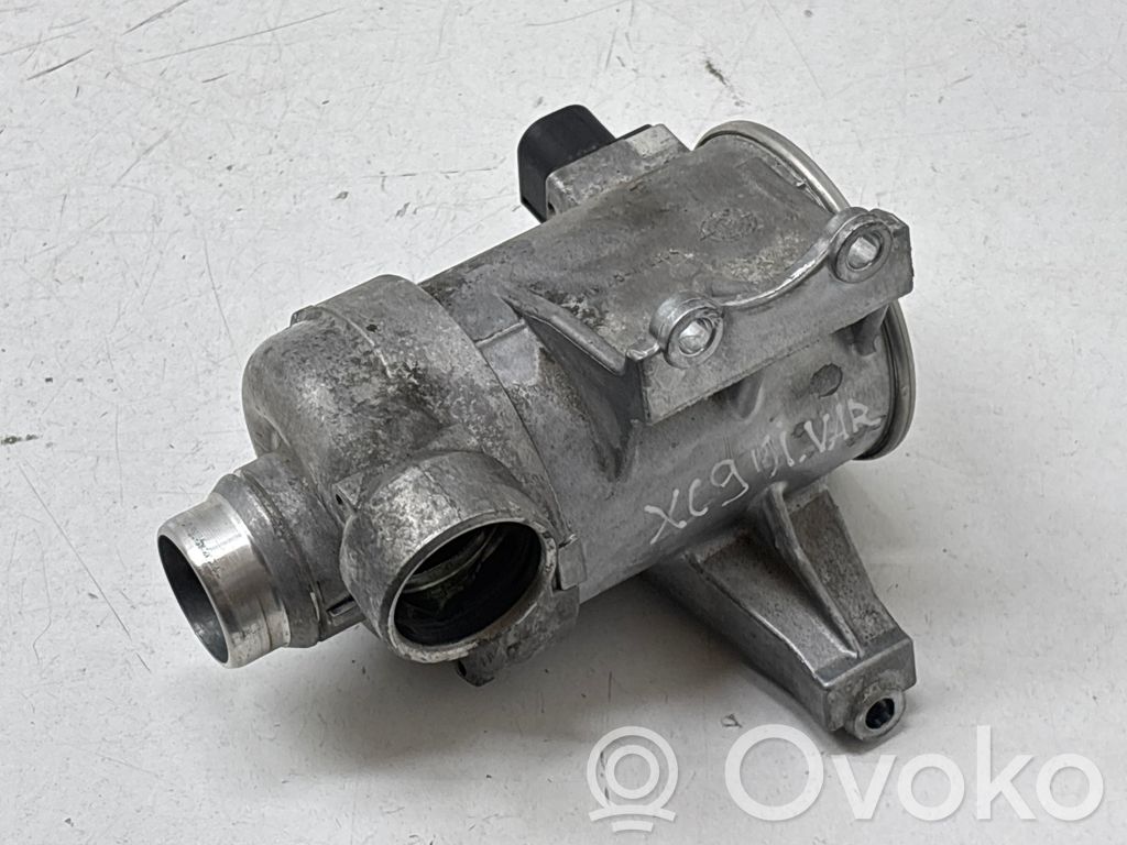 Volvo XC90 Bomba de agua 