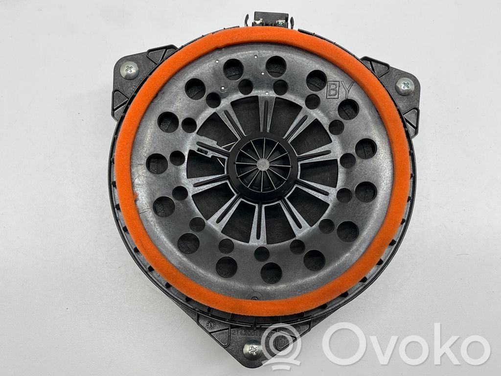 Subaru Legacy VII Rear door speaker 