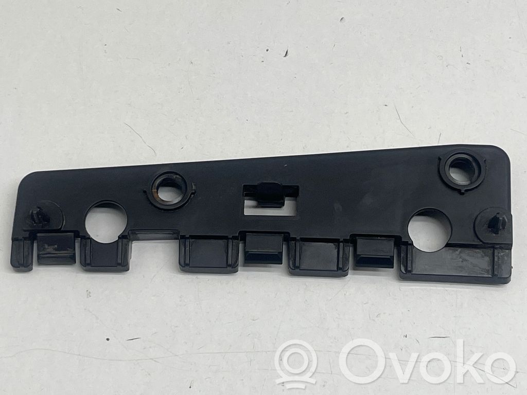 Volvo S60 Fender mounting bracket 