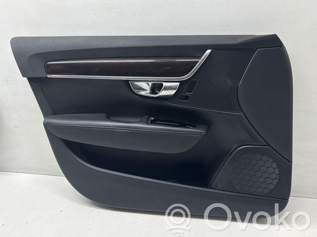 Volvo S90, V90 Boczki / Poszycie drzwi przednich 