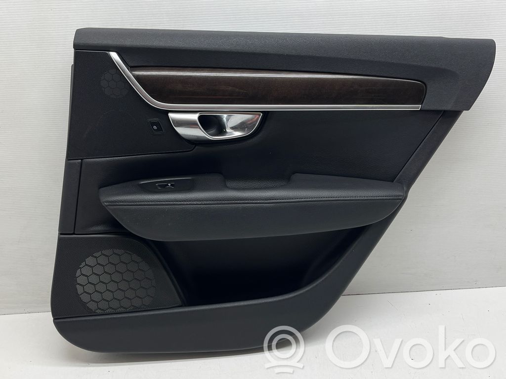 Volvo S90, V90 Boczki / Poszycie drzwi tylnych 
