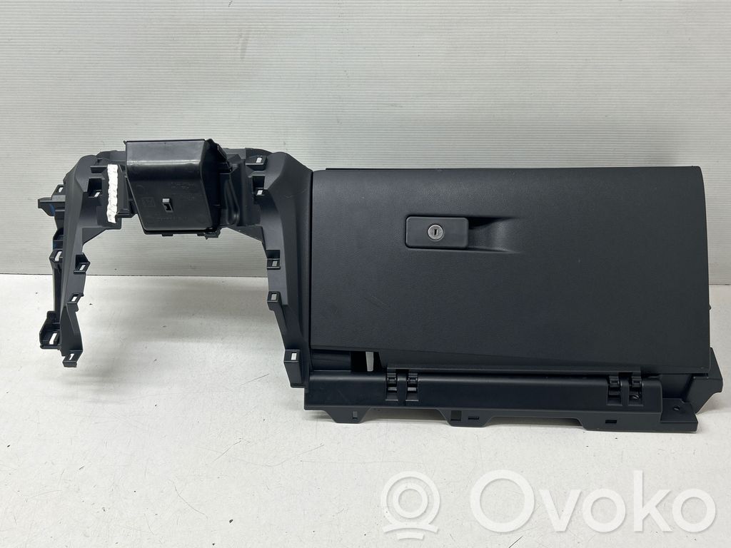 Subaru Outback (BT) Glove box 