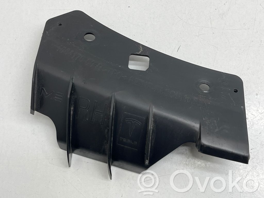 Tesla Model 3 Front bumper mounting bracket 