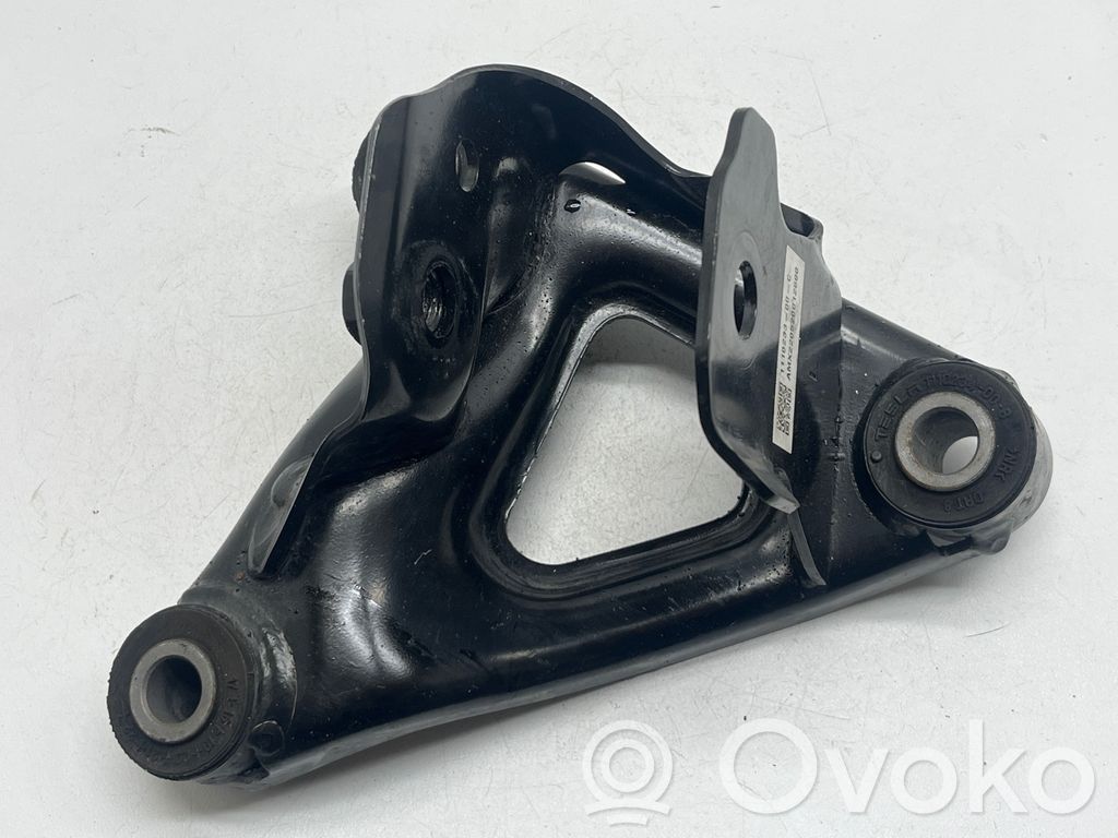 Tesla Model 3 Engine mounting bracket 