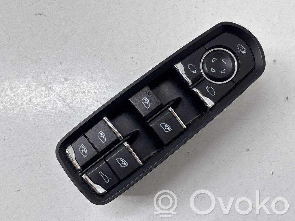 Porsche Macan (95B) Electric window control switch 