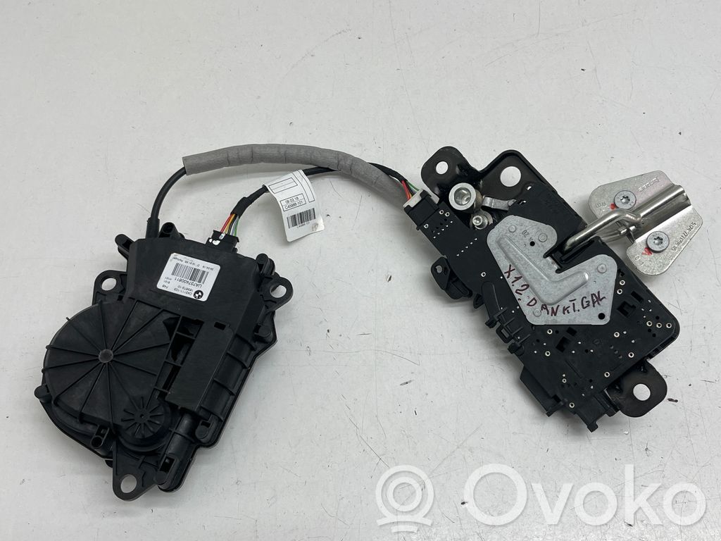 BMW X1 F48 F49 Încuietoare portbagaj 