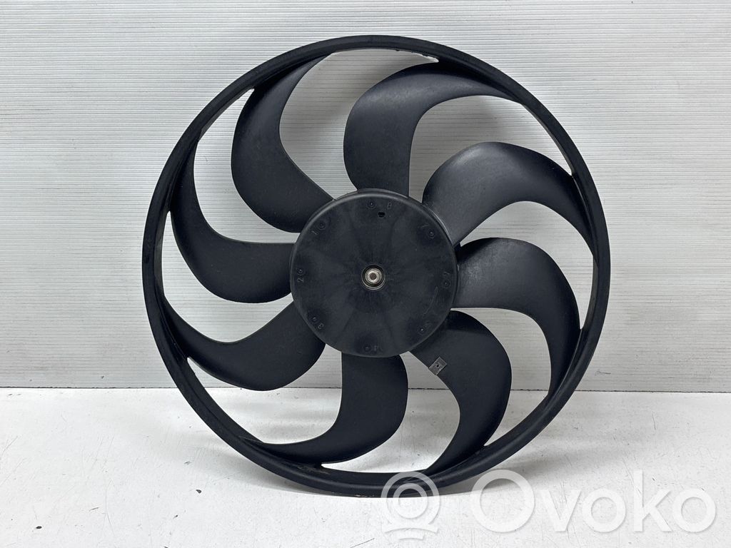 Renault Captur Elektrisks radiatoru ventilators 