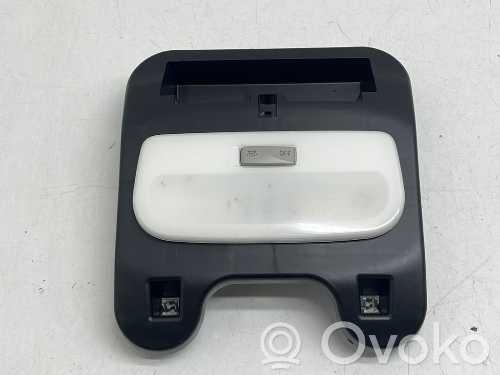 Renault Captur Luz del asiento trasero 