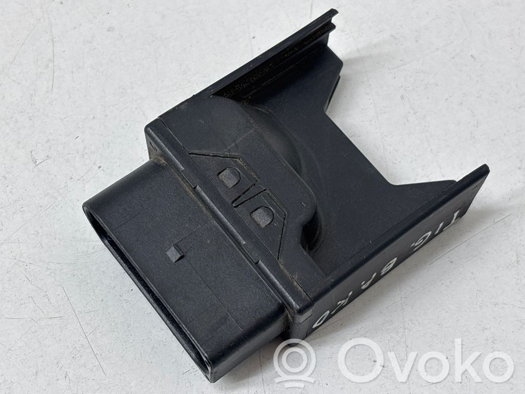 Peugeot 5008 II Fuel injection pump control unit/module 