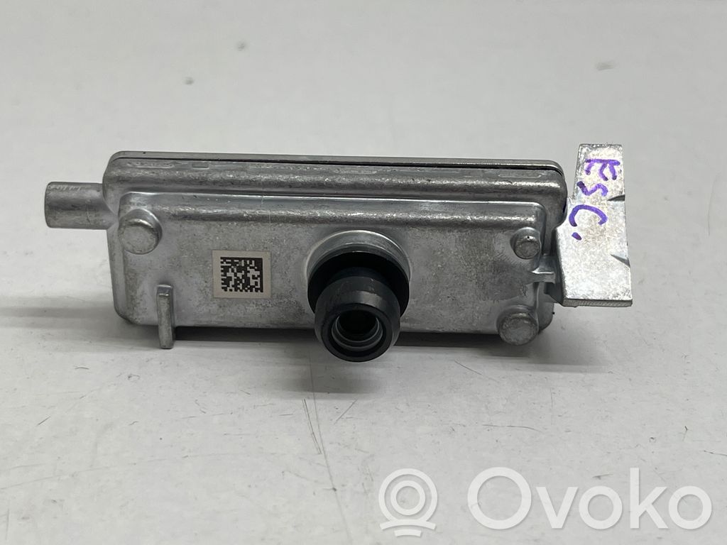 Ford Escape IV Windshield/windscreen camera 