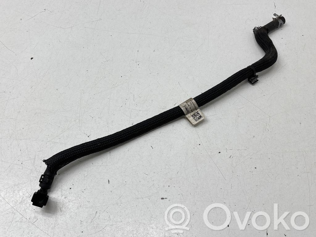 Ford Explorer VI Engine coolant pipe/hose 