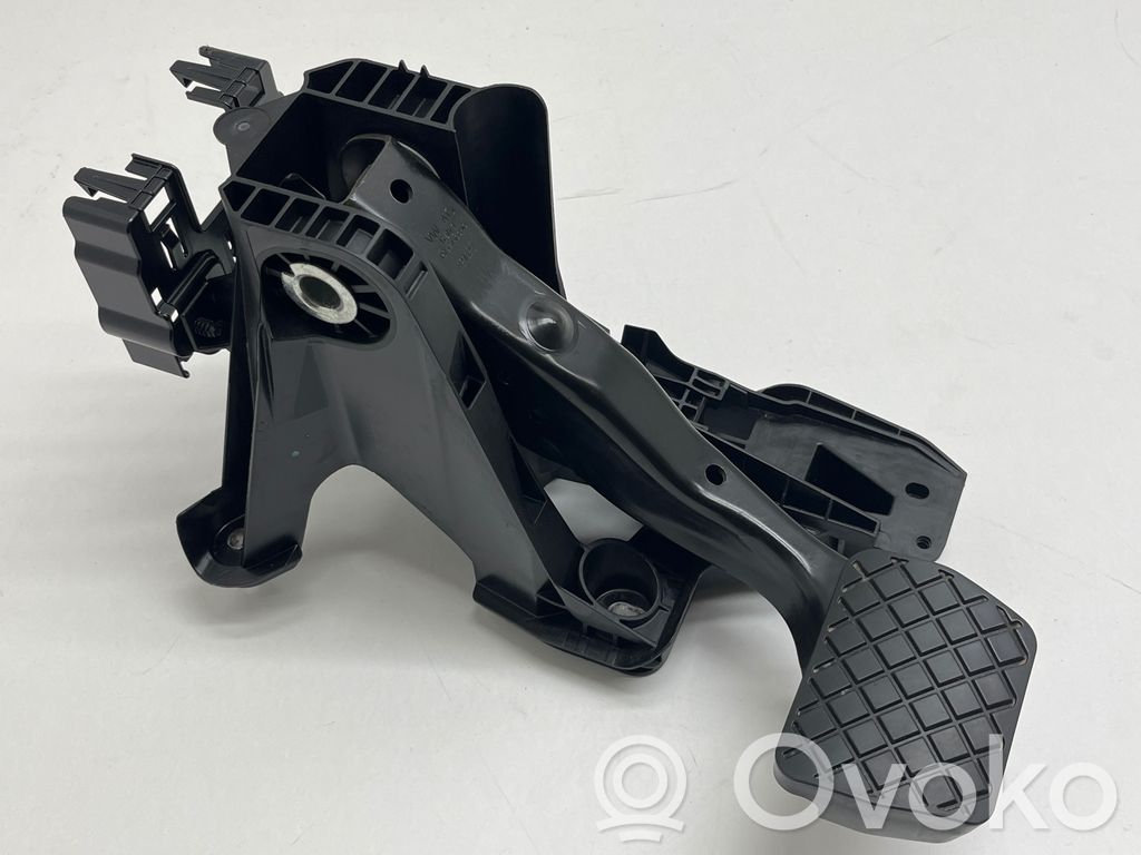 Audi Q3 F3 Pedał hamulca 