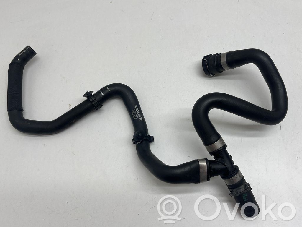 Engine coolant pipe/hose   32224775