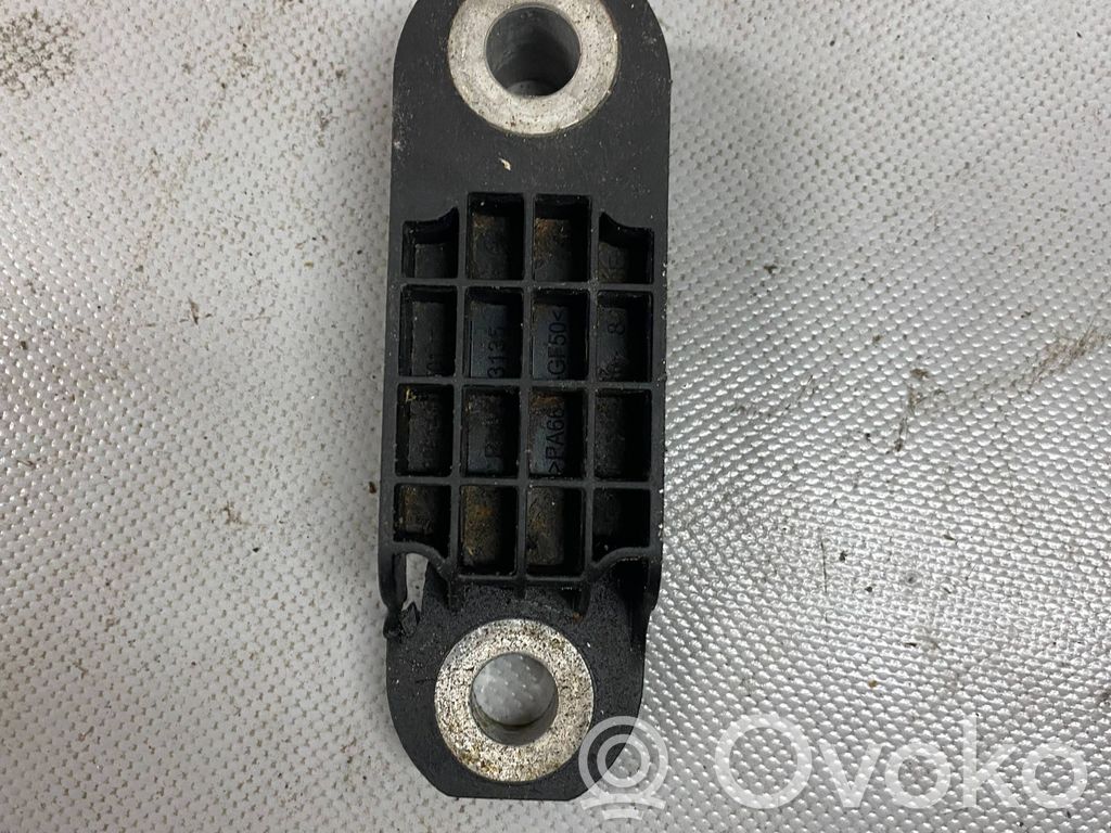 BMW 8 G15 Supporto per boccola della barra antirollio, anteriore 