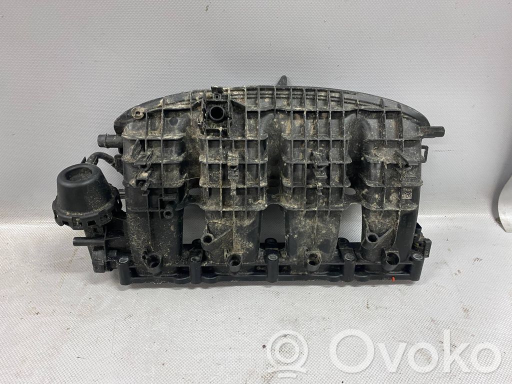 Kolektor ssący   06L133201
