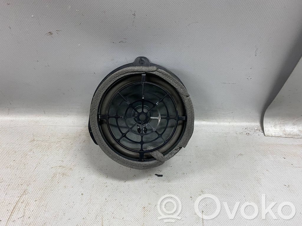 Audi Q7 4M Altavoz de la puerta trasera 
