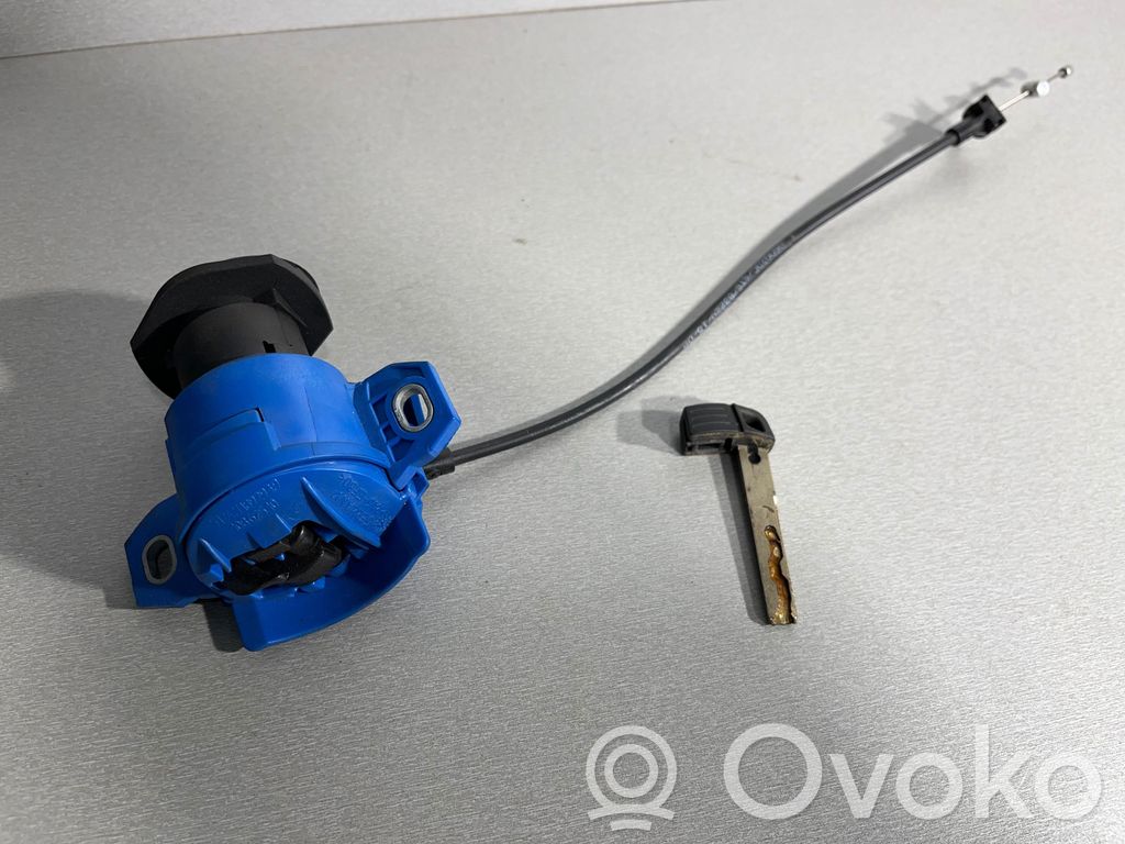 BMW 3 E92 E93 Tailgate exterior lock 