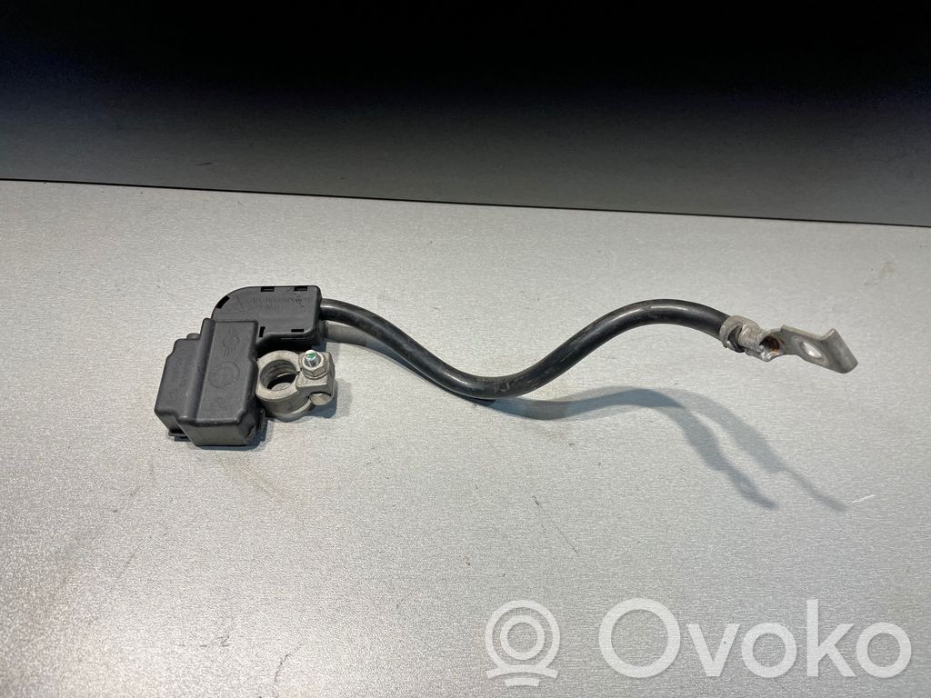 BMW 3 E90 E91 Maakaapeli, akku 