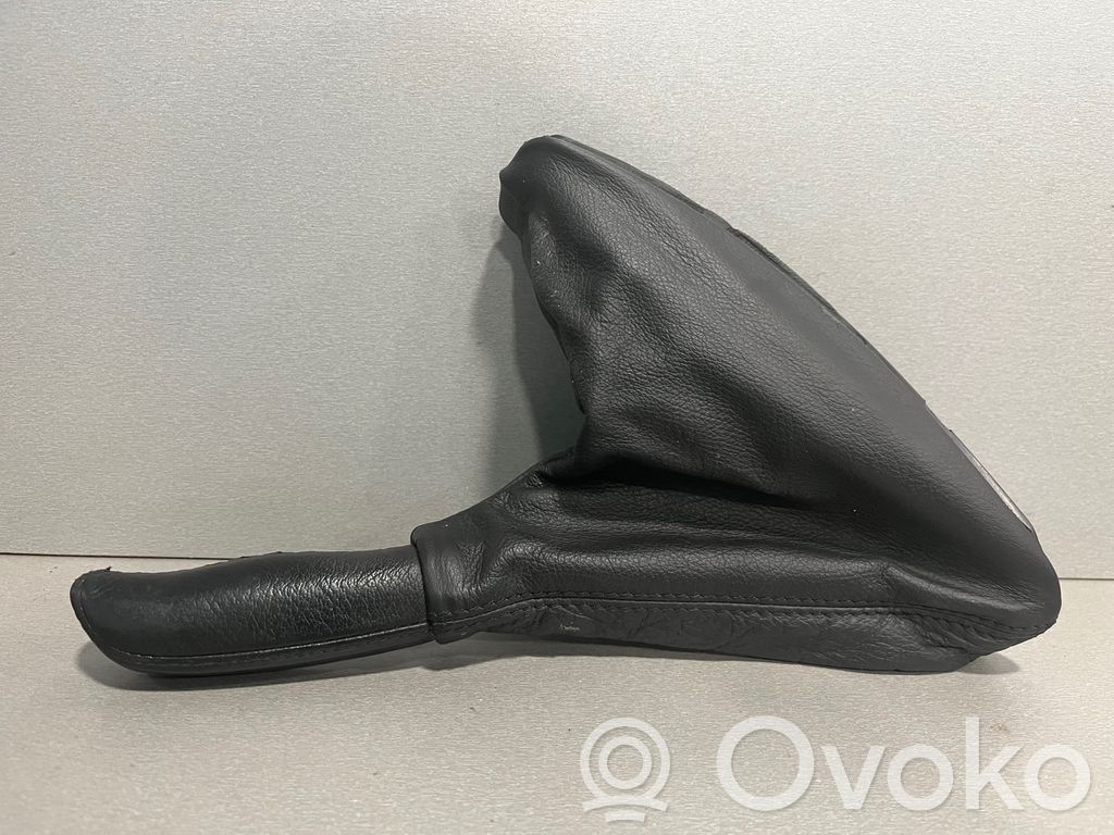 Handbrake trim