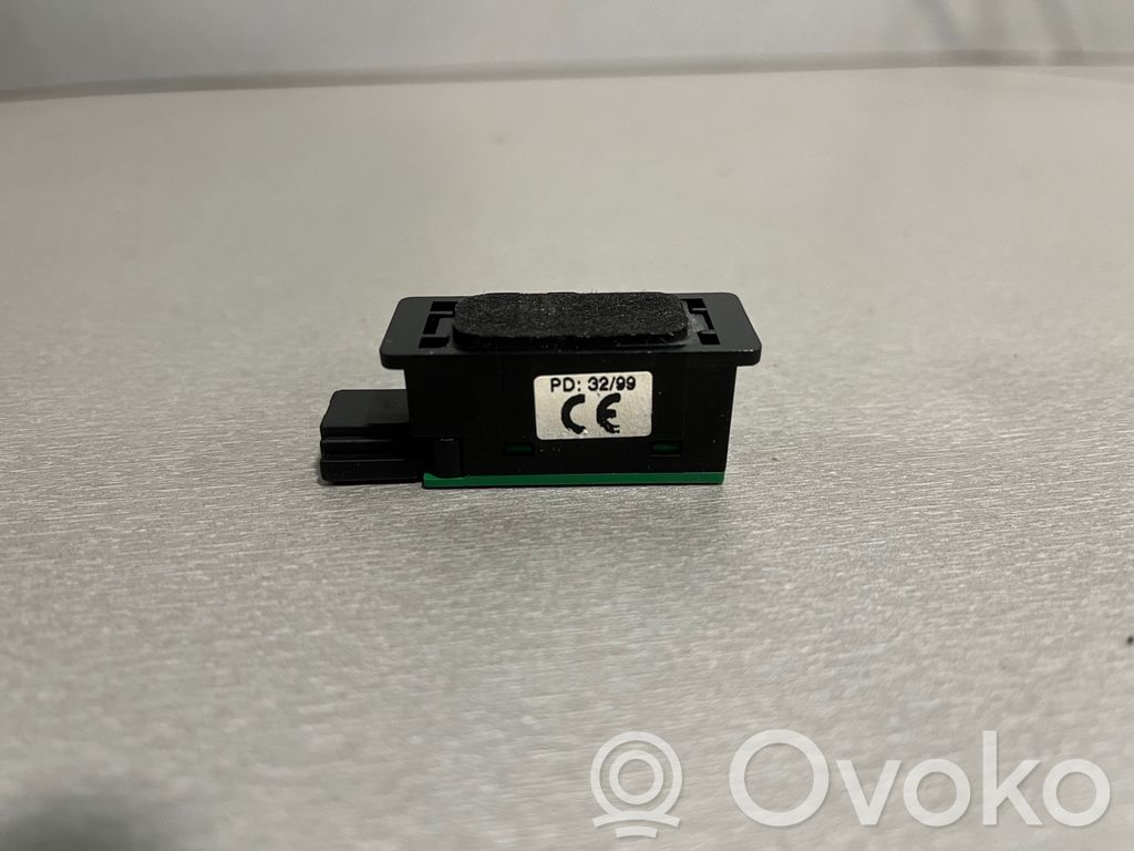 Mikrofons (bluetooth / tālrunis)   8380319,84318380319