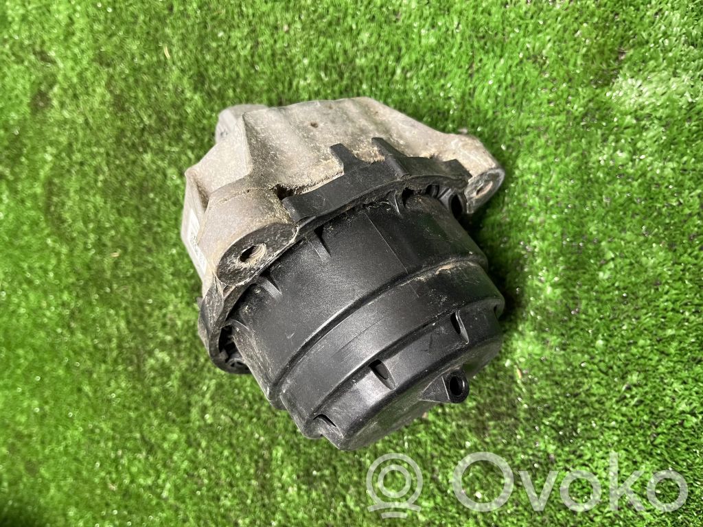 Engine mount bracket   6890831,170618203209