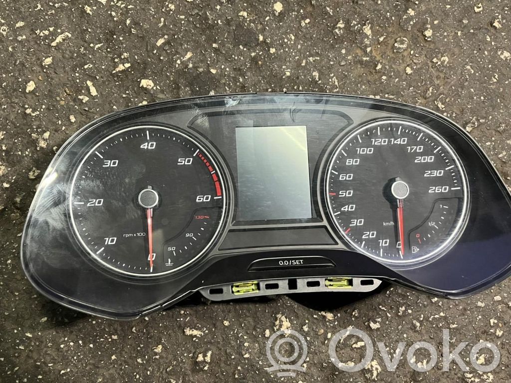 Seat Leon (5F) Spidometrs (instrumentu panelī) 