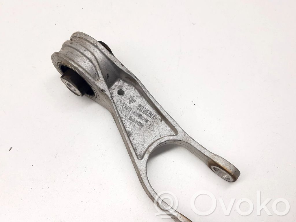 Engine mounting bracket   058199331A,MM018931410