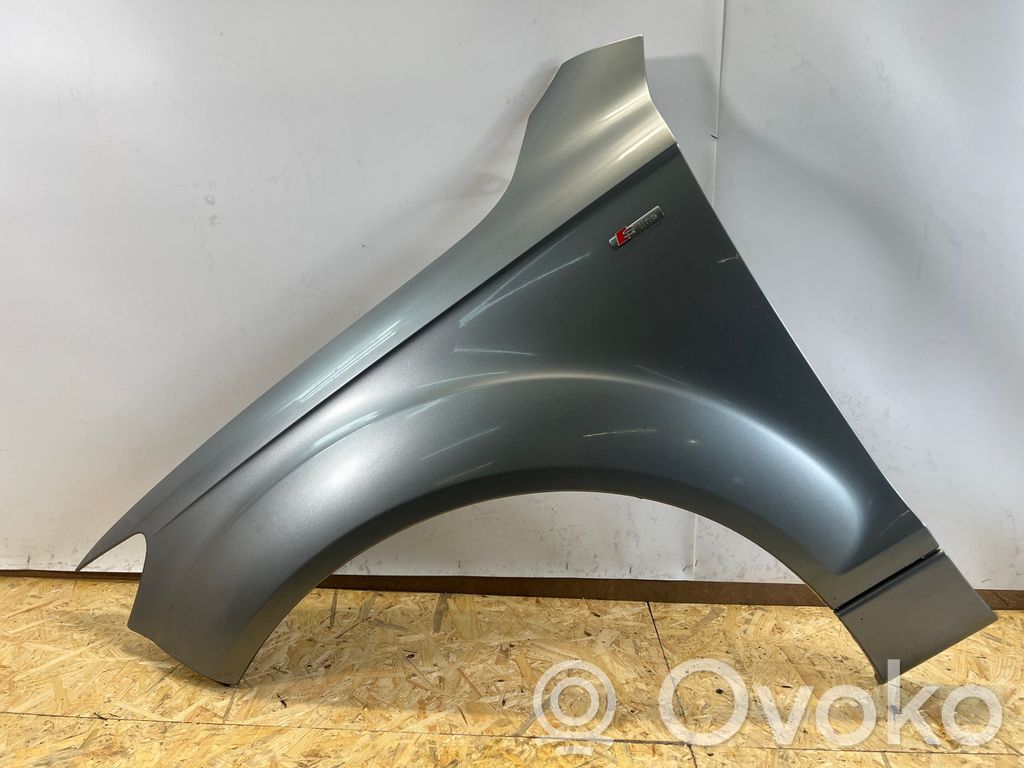 Audi Q7 4L Sparnas 