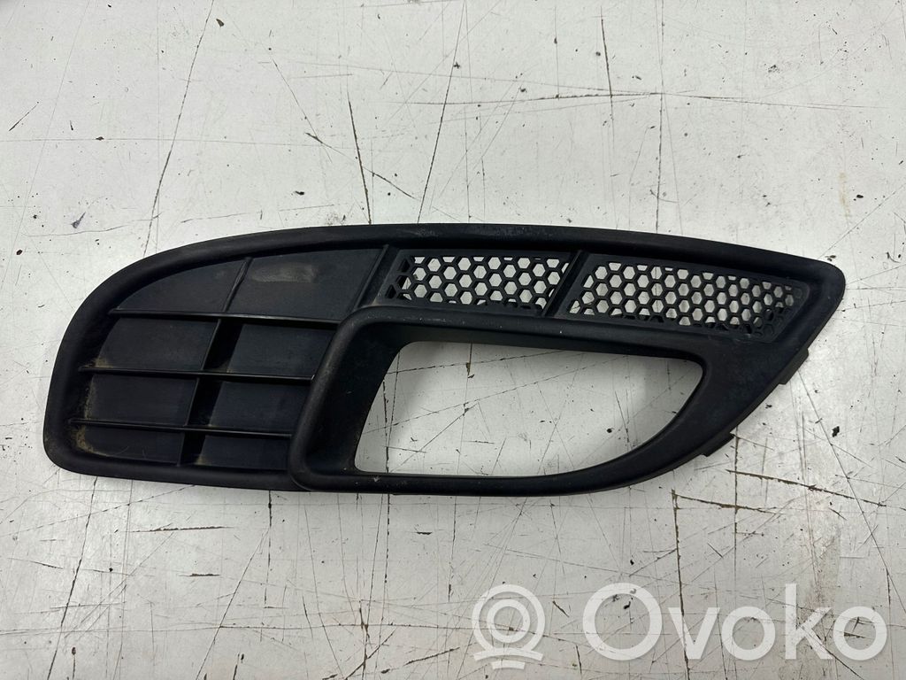 Fiat Croma Verkleidung Nebelscheinwerfer / Gitter vorne 