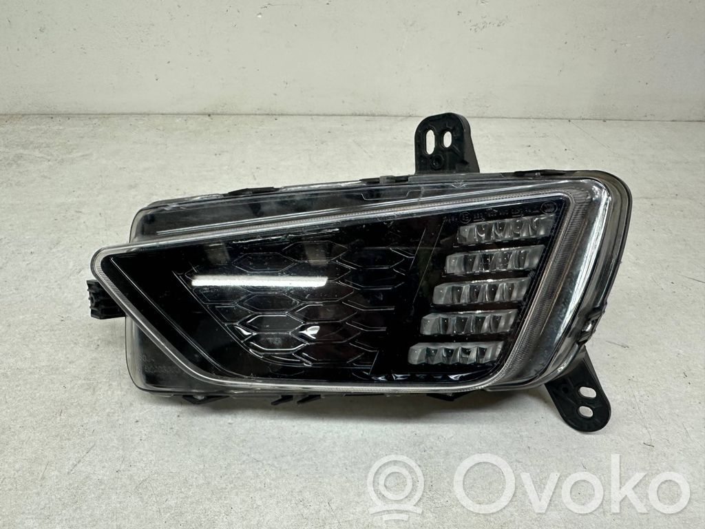 Volkswagen Polo VI Proiector lumini zi LED 