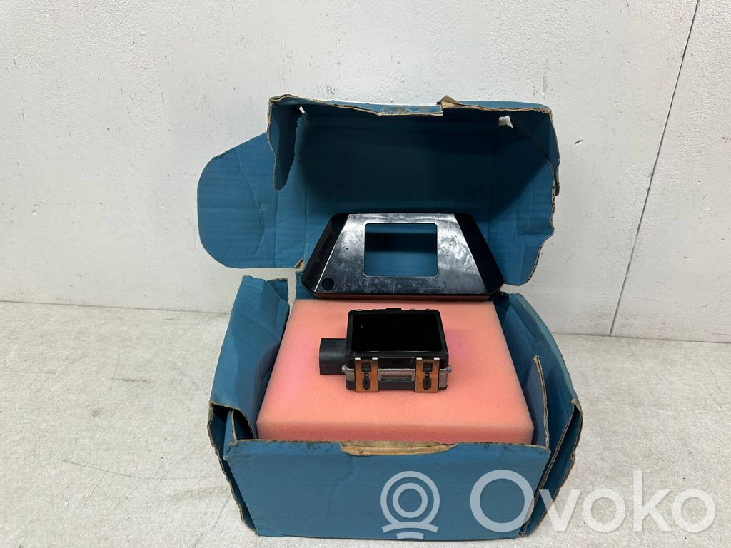 BMW 1 F40 Distronic sensor radar 