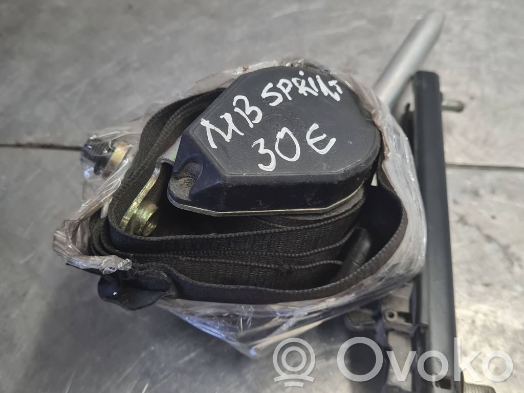 Mercedes-Benz Sprinter W901 W902 W903 W904 Pas bezpieczeństwa fotela przedniego 