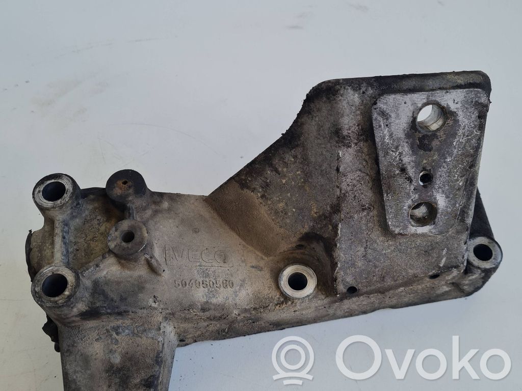 Iveco Daily 3rd gen Engine mount bracket 