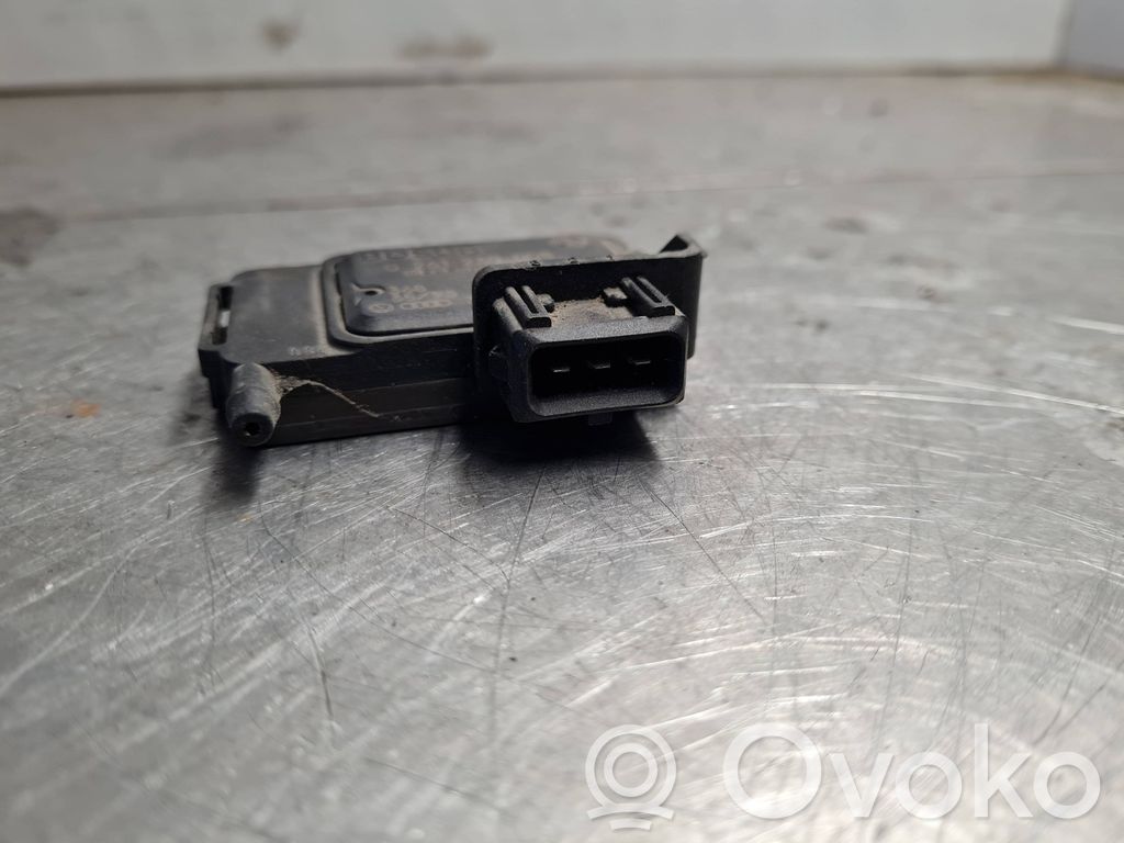 Luftdrucksensor   3A0906051,0261230008,0K01A18211,0K01A18211A,1920K8,2379063111,377906051,7529274,95VW12B573AA,96107893,9610789380,9966062309C,UE75265