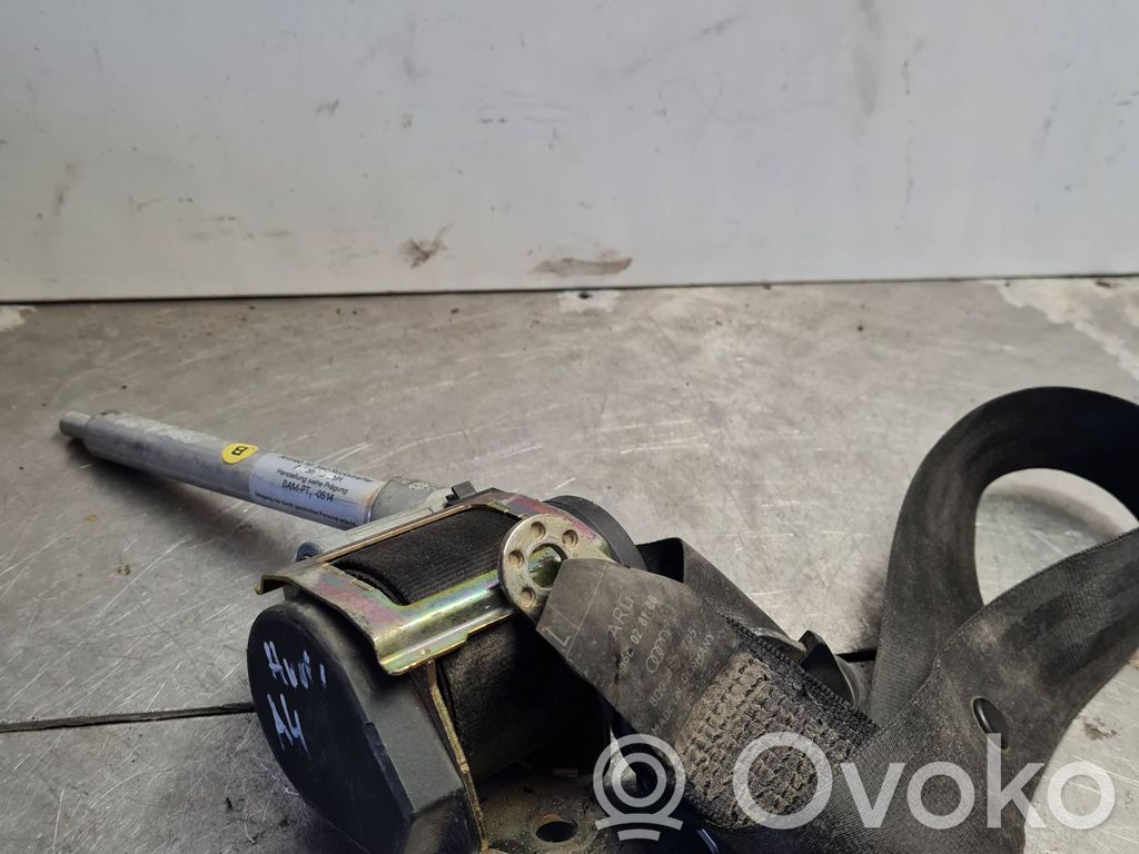 Audi A4 S4 B5 8D Cinturón delantero 