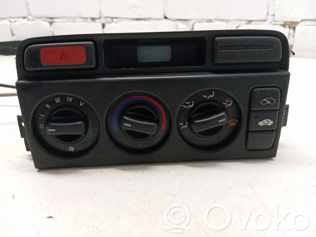 Climate control unit   796005N7