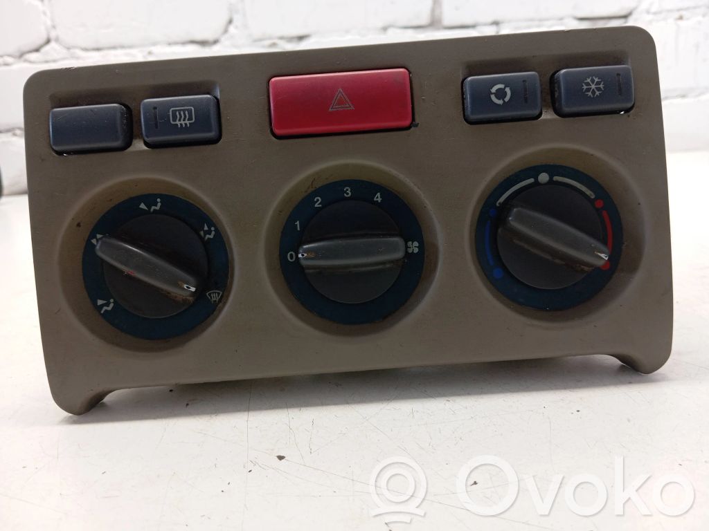 Land Rover Freelander Climate control unit 