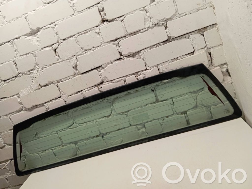 Rear windscreen/windshield window   43R00086