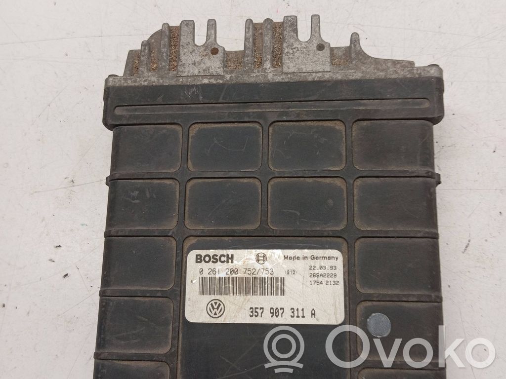 Engine control unit/module   357907311A,17542132,220393,0261200752