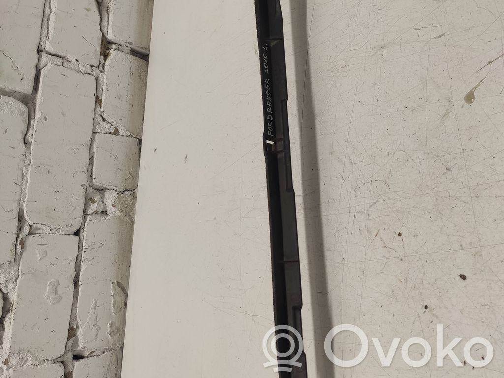 Radiator support slam panel bracket   WE0115410A,WE0115433A